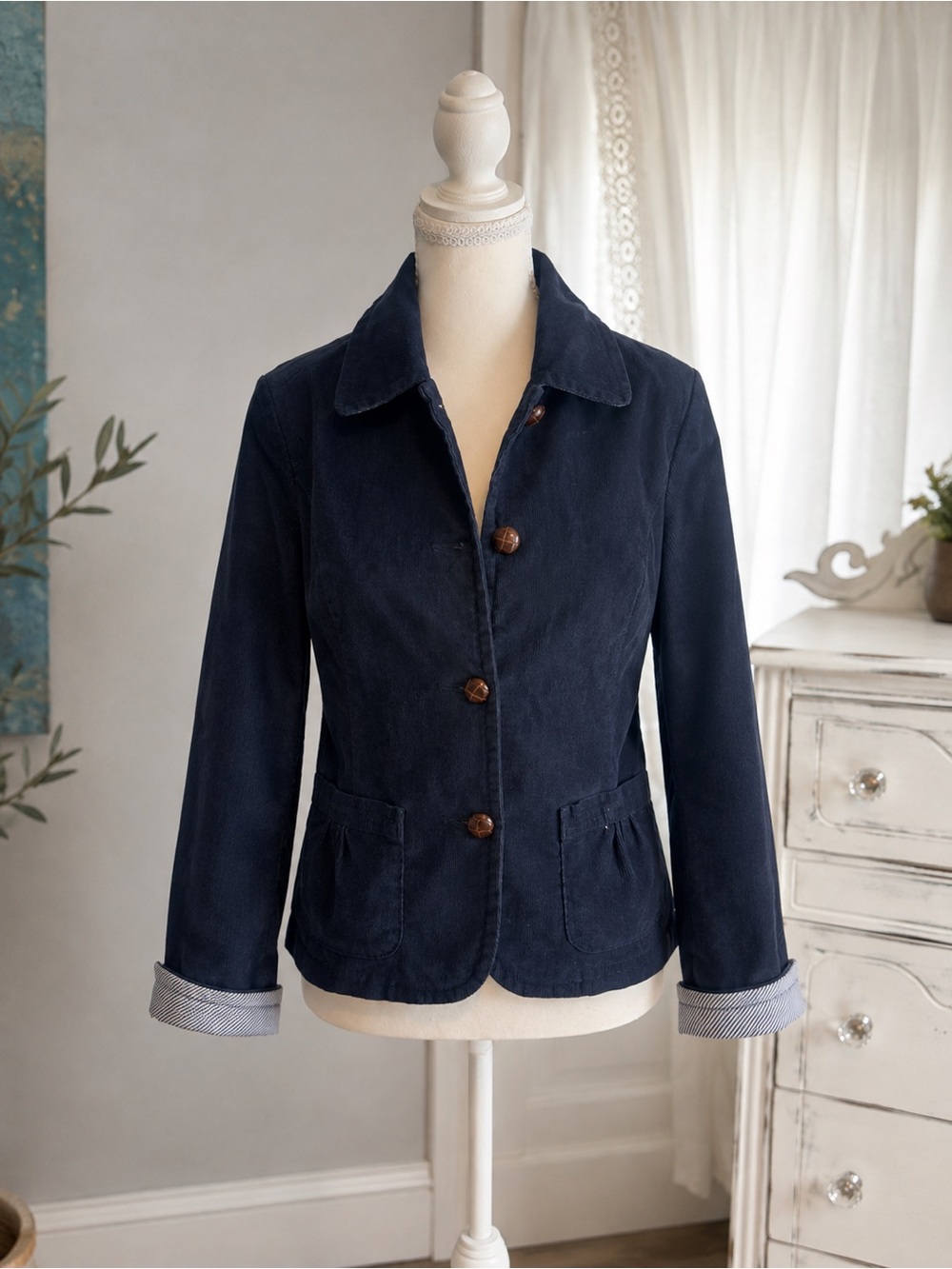 L.L. Bean Womens 8P Navy Corduroy Blazer Mallard Duck Embroidered Cuff Jacket